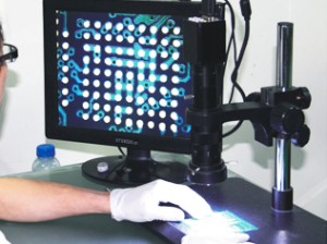 Hundredfold magnifier